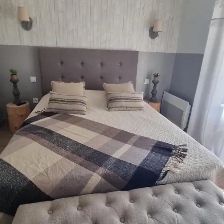 Love hôtel Secret De Campagne Grisolles (Tarn-et-Garonne)