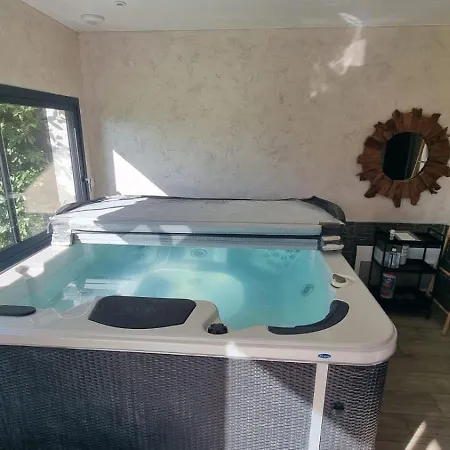 Liebeshotel Secret De Campagne